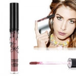 Labial Lip Kit Jenner brillo de labios mate líquido múltiples colores por 1,39 €