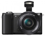 Cámara réflex digital de 20.1 MP Sony A5000 con objetivo y un descuento de 200 €.