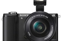 Cámara réflex digital de 20.1 MP Sony A5000 con objetivo por 333 €