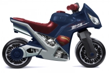 Moto con diseño de Superman por 25,87 €